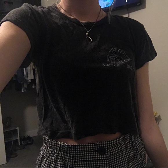 sold BRANDY MELVILLE / girls bite back crop - Picture 4 of 4